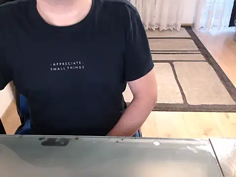 Snapshot of ruplumber chatting on February 28, 2025, 6:43 am ruplumber online show from February 28, 2025, 6:43 am