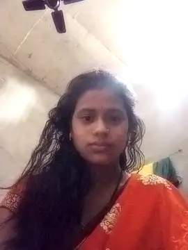 Snapshot of Miss_triha chatting on February 6, 2025, 6:29 am Miss triha online show from February 6, 2025, 6:29 am