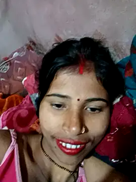 Snapshot of Miss_triha chatting on February 14, 2025, 10:58 pm Miss triha online show from February 14, 2025, 10:58 pm