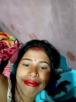 Snapshot of Miss_triha chatting on February 16, 2025, 9:38 pm Miss triha online show from February 16, 2025, 9:38 pm