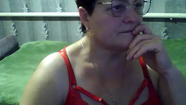 ElzaJewel online show from October 20, 2025, 5:24 pm