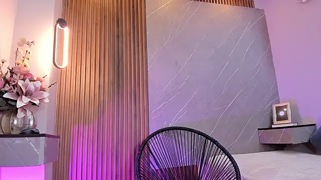 ariana jhonson1 online show from March 11, 2025, 3:45 pm