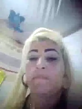 Snapshot of BonniAdams chatting on February 13, 2025, 1:08 am BonniAdams online show from February 13, 2025, 1:08 am