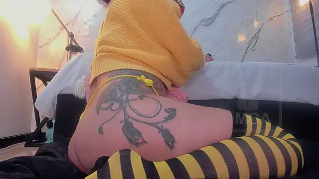 Snapshot of ailin_curl chatting on December 30, 2024, 9:50 pm ailin curl online show from December 30, 2024, 9:50 pm