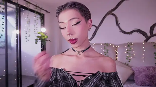 Snapshot of soidai_miiu chatting on October 31, 2025, 9:27 pm soidai miiu online show from October 31, 2025, 9:27 pm