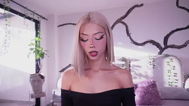 Snapshot of soidai_miiu chatting on November 18, 2025, 9:41 pm soidai miiu online show from November 18, 2025, 9:41 pm