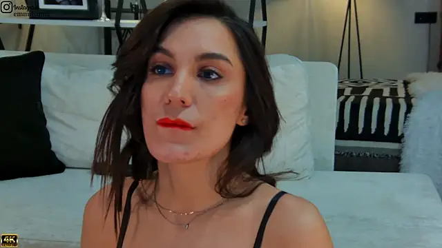 Snapshot of emiljanna chatting on February 22, 2025, 7:34 am emiljanna online show from February 22, 2025, 7:34 am