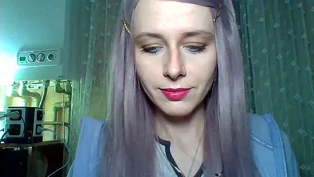 LuminousLady online show from March 9, 2025, 6:32 pm