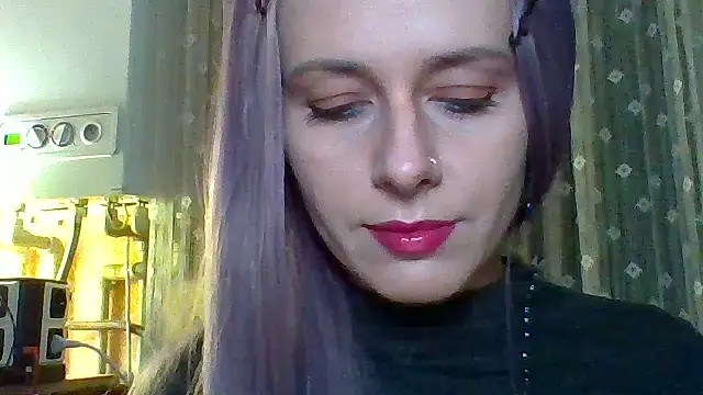 LuminousLady online show from March 10, 2025, 9:29 pm