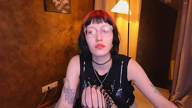 Snapshot of lissaros chatting on February 20, 2025, 5:01 am lissaros online show from February 20, 2025, 5:01 am