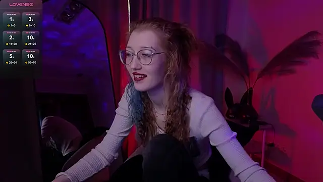 Snapshot of lissaros chatting on October 12, 2025, 5:17 am lissaros online show from October 12, 2025, 5:17 am