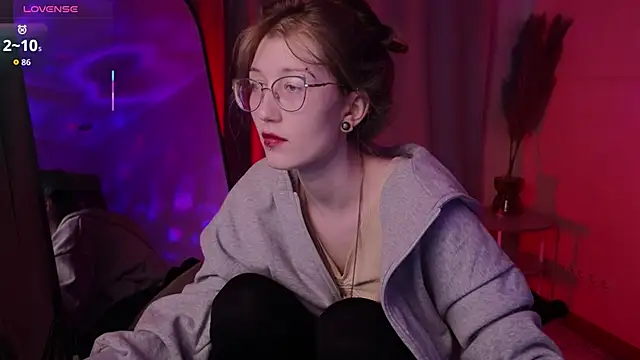 Snapshot of lissaros chatting on November 16, 2025, 4:51 am lissaros online show from November 16, 2025, 4:51 am