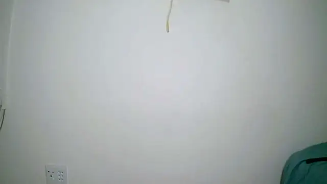 Snapshot of Cuddle_Bear chatting on February 11, 2025, 11:12 pm Cuddle Bear online show from February 11, 2025, 11:12 pm