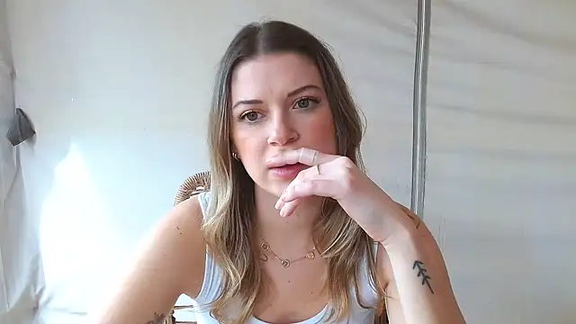 Snapshot of rileydepp chatting on March 13, 2025, 8:43 pm rileydepp online show from March 13, 2025, 8:43 pm