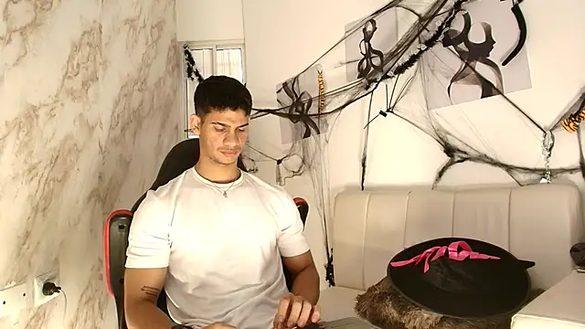 ANDRES STUD online show from October 24, 2025, 12:45 pm