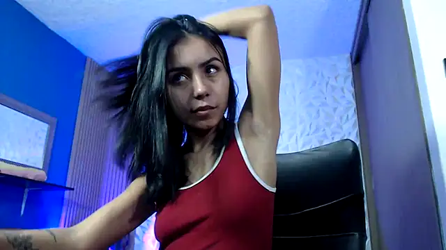 Snapshot of julieta_fn chatting on September 19, 2025, 2:40 pm julieta fn online show from September 19, 2025, 2:40 pm