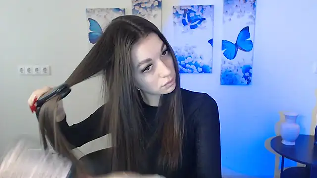 Snapshot of Eva_Eldis chatting on February 6, 2025, 1:32 pm Eva Eldis online show from February 6, 2025, 1:32 pm