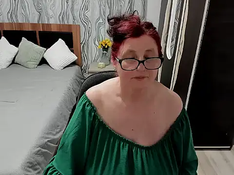 NoraJohnson6 online show from February 18, 2025, 4:05 pm