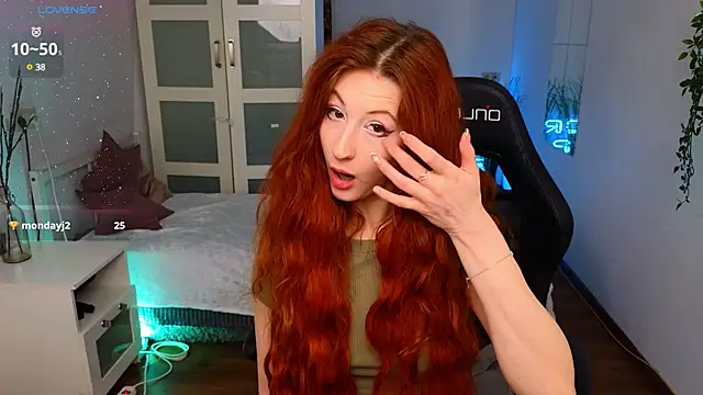 Katy diamond  online show from February 27, 2025, 5:24 am