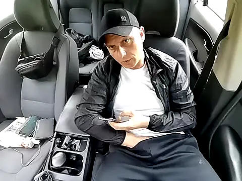 Snapshot of CriminalJunction6 chatting on September 15, 2025, 6:24 am CriminalJunction6 online show from September 15, 2025, 6:24 am