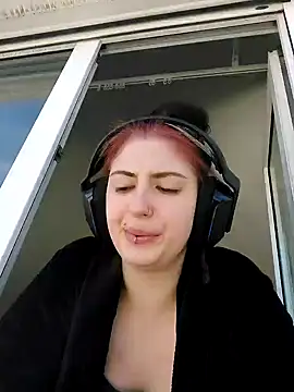 Snapshot of Gamergirl-Linela chatting on February 21, 2025, 3:10 pm Gamergirl-Linela online show from February 21, 2025, 3:10 pm