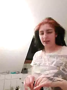 Snapshot of Gamergirl-Linela chatting on March 6, 2025, 8:16 pm Gamergirl-Linela online show from March 6, 2025, 8:16 pm