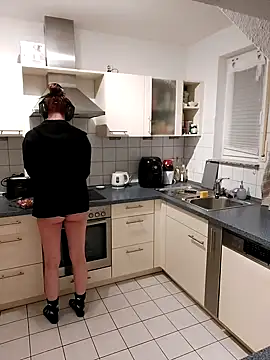 Snapshot of Gamergirl-Linela chatting on March 13, 2025, 8:43 pm Gamergirl-Linela online show from March 13, 2025, 8:43 pm