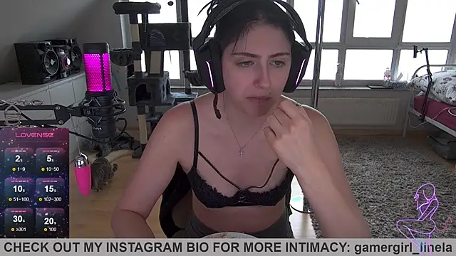 Snapshot of Gamergirl-Linela chatting on September 22, 2025, 12:40 pm Gamergirl-Linela online show from September 22, 2025, 12:40 pm