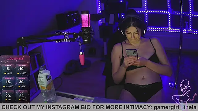 Snapshot of Gamergirl-Linela chatting on October 2, 2025, 3:13 am Gamergirl-Linela online show from October 2, 2025, 3:13 am