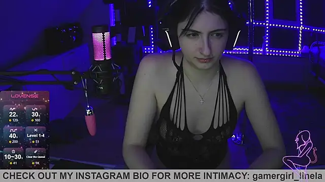 Snapshot of Gamergirl-Linela chatting on October 9, 2025, 3:37 am Gamergirl-Linela online show from October 9, 2025, 3:37 am