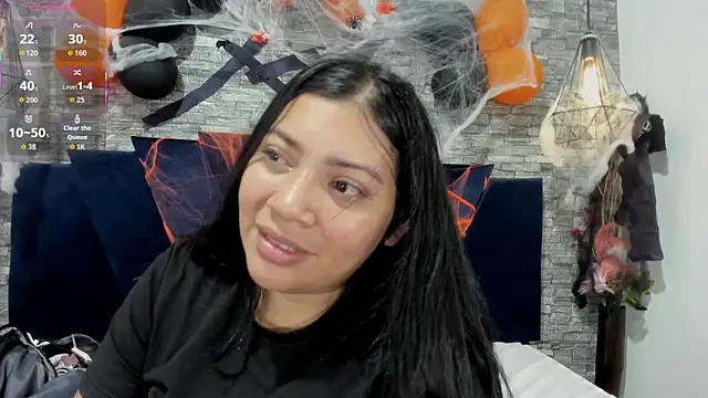 Snapshot of Sophia_Brunett chatting on October 30, 2025, 11:55 am Sophia Brunett online show from October 30, 2025, 11:55 am