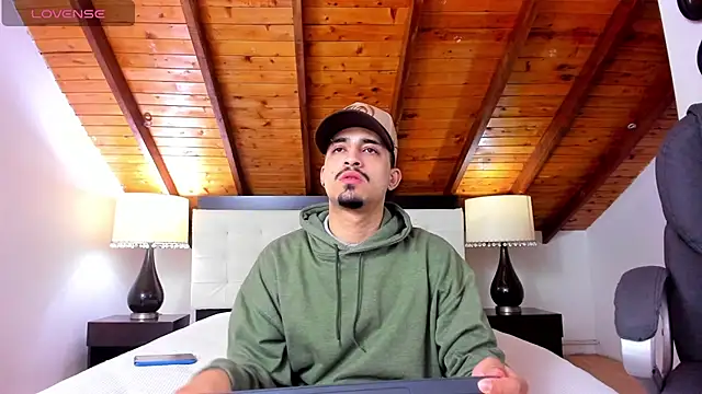 Sebastian Berne online show from March 6, 2025, 12:41 pm