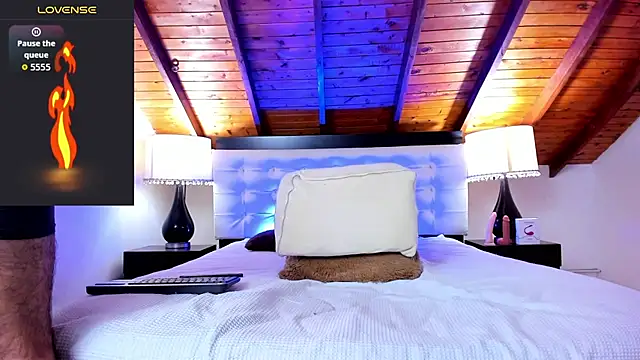 Sebastian Berne online show from November 20, 2025, 7:35 pm