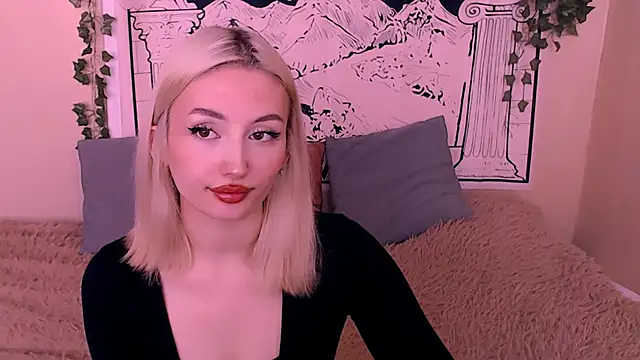 Snapshot of beauty_blonde chatting on March 12, 2025, 5:24 am beauty blonde online show from March 12, 2025, 5:24 am