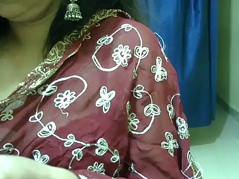 Snapshot of Your_cutiepie_ chatting on October 7, 2025, 6:05 pm Your cutiepie online show from October 7, 2025, 6:05 pm
