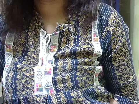 Snapshot of Your_cutiepie_ chatting on October 13, 2025, 4:51 pm Your cutiepie online show from October 13, 2025, 4:51 pm