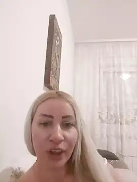 Snapshot of visnjica chatting on March 16, 2025, 10:42 pm visnjica online show from March 16, 2025, 10:42 pm