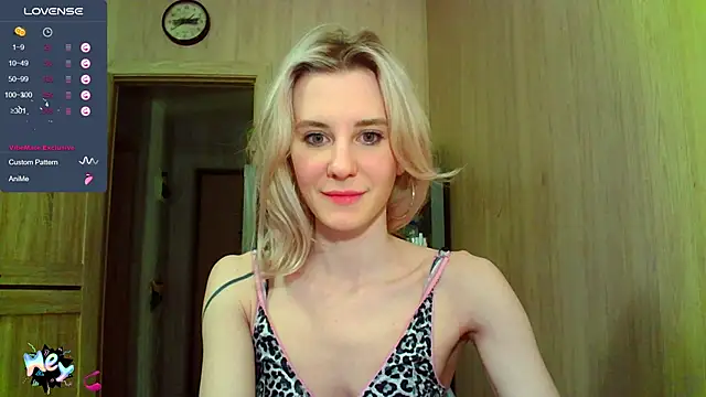 Snapshot of Caramel_piegirl chatting on March 9, 2025, 10:08 pm Caramel piegirl online show from March 9, 2025, 10:08 pm