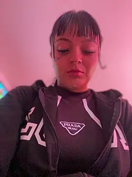 Snapshot of Dulce__Boyd chatting on November 30, 2025, 1:04 pm Dulce Boyd online show from November 30, 2025, 1:04 pm