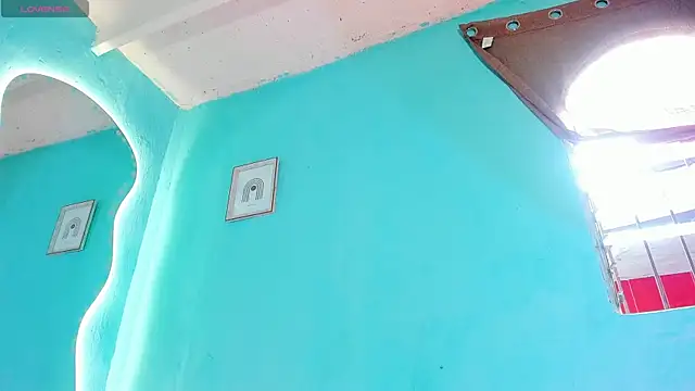 Abbiee 8 online show from March 20, 2025, 3:04 pm