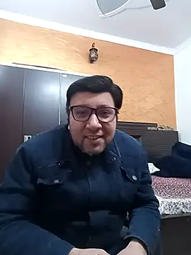 Snapshot of innocentboy1987 chatting on February 14, 2025, 4:37 am innocentboy1987 online show from February 14, 2025, 4:37 am