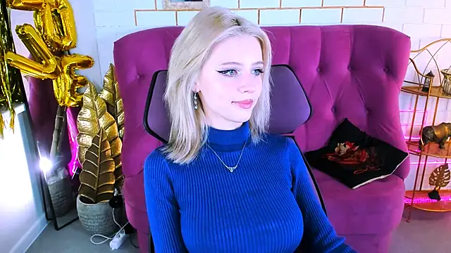 LeonaStane online show from November 20, 2025, 5:56 pm