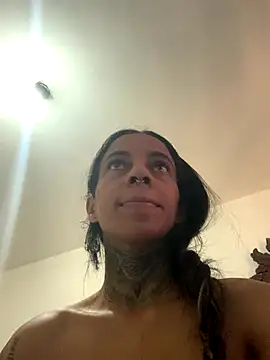 Snapshot of casalshowtime2 chatting on November 7, 2025, 12:27 pm casalshowtime2 online show from November 7, 2025, 12:27 pm