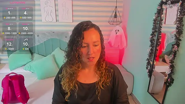 abby apple online show from October 27, 2025, 1:48 pm