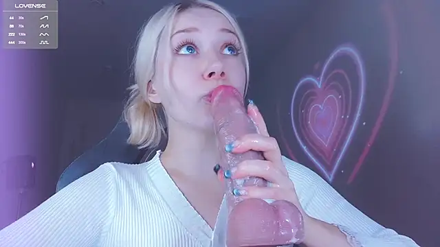 Snapshot of _chatur_babe chatting on October 13, 2025, 2:06 pm  chatur babe online show from October 13, 2025, 2:06 pm