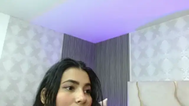 Gaby tay1 online show from October 21, 2025, 3:29 am