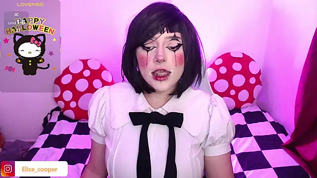 Elice cooper  online show from October 31, 2025, 4:46 am