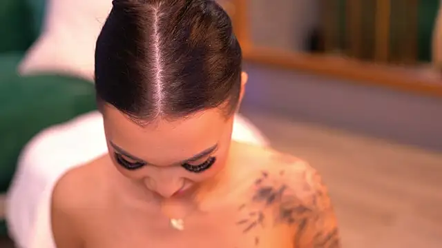 SashaFerrera online show from March 13, 2025, 9:59 pm