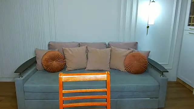 Lady Sunshine  online show from February 9, 2025, 6:05 pm