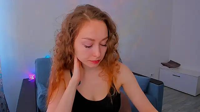 marilinaal online show from February 10, 2025, 7:04 am